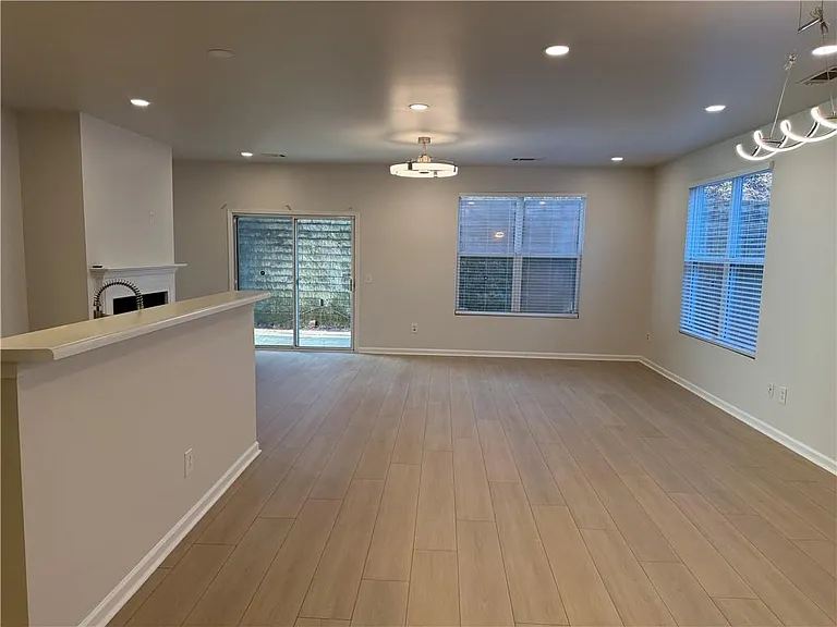 3317 Fernview Dr — Photo 2