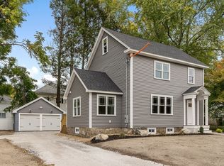 7 Harold St, North Andover, MA 01845