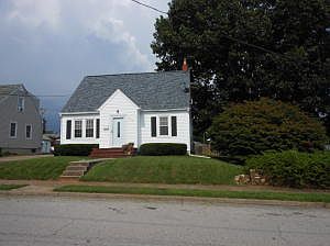 1st image of 308 N Bruffey St