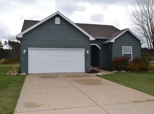 3587 Glen Meadows Dr, Gaylord, MI 49735