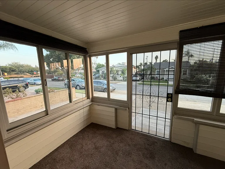245 E Grevillia St — Photo 4