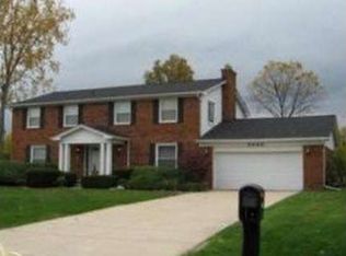 5440 Centerbrook Ct, West Bloomfield, MI 48322