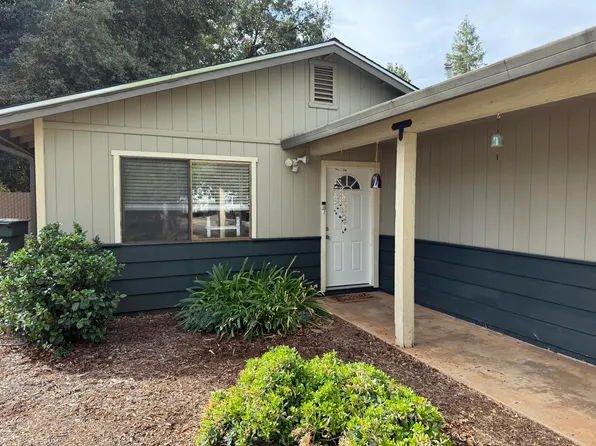 1893 Cirrus St, Redding, CA 96002
