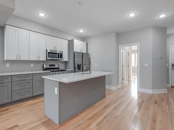 2113 W Master St, Philadelphia, PA