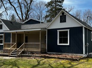 12320 Flynn Rd, Sawyer, MI 49125