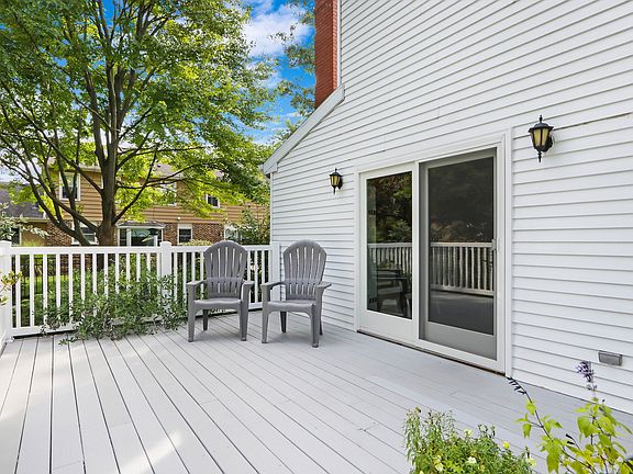 4th image of 1698 Cass Ave