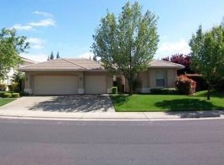 2922 Nelson Dr, Roseville, CA 95661