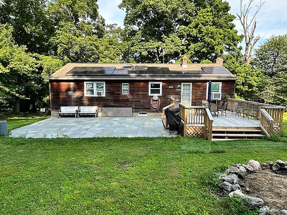 4th image of 128 Rockwell Road