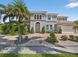 9480 McAneeny Ct, Wellington, FL 33414