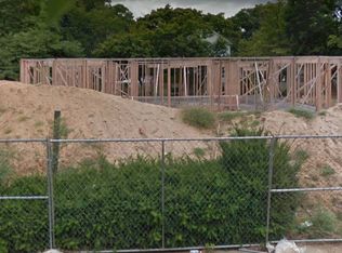 4 Maxson Ave, Freeport, NY