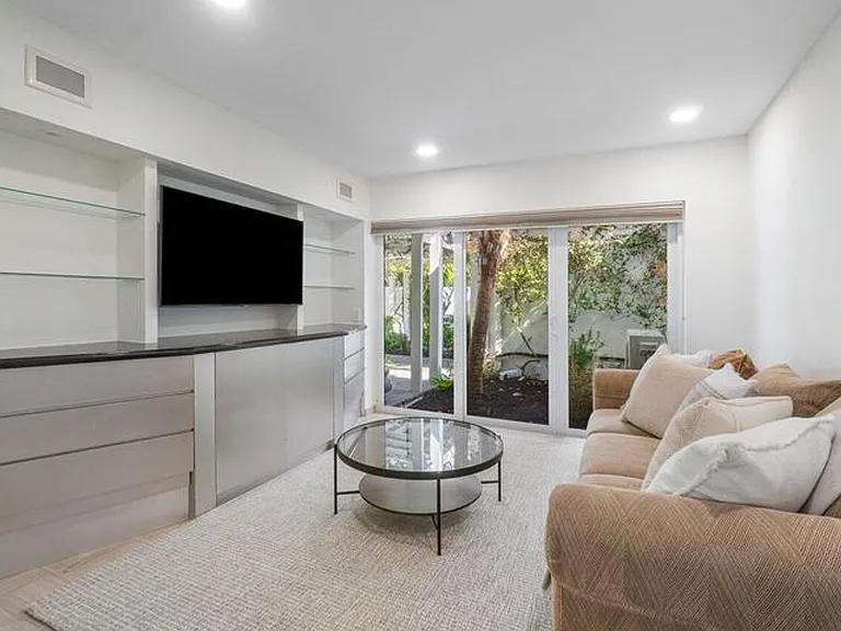6110 N Ocean Blvd #1 — Photo 7