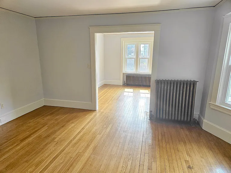 19 Rowe St — Photo 7