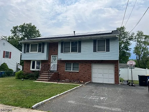 224 Howard Ave Photo 1
