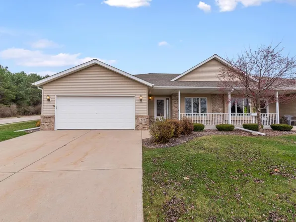1456 Bluebell DRIVE, Hartford, WI 53027
