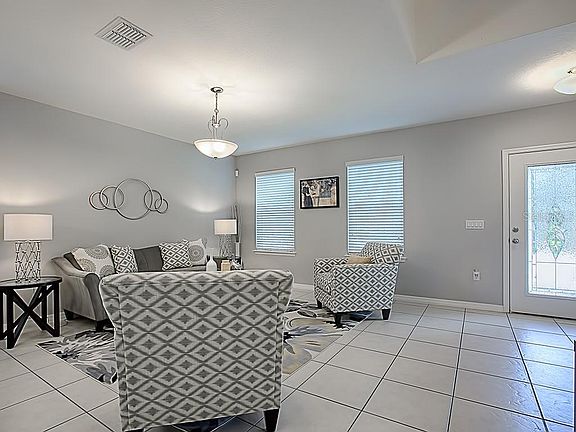 3rd image of 5847 Windsong Oak Dr