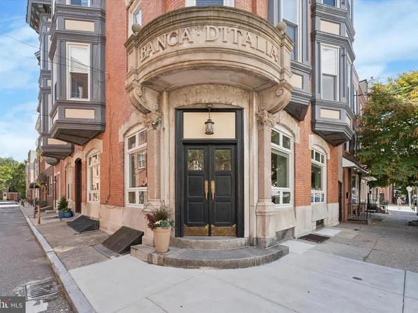 727 S 7th St #1F, Philadelphia, PA 19147