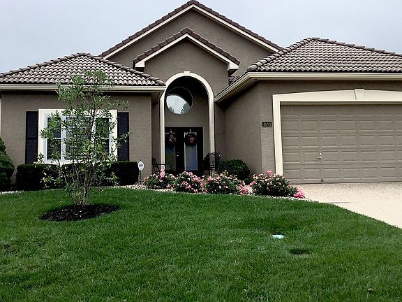 2nd image of 4505 NE De La Mar Ct