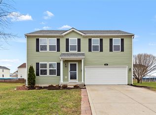 481 Creek Bend Dr, Moscow Mills, MO 63362