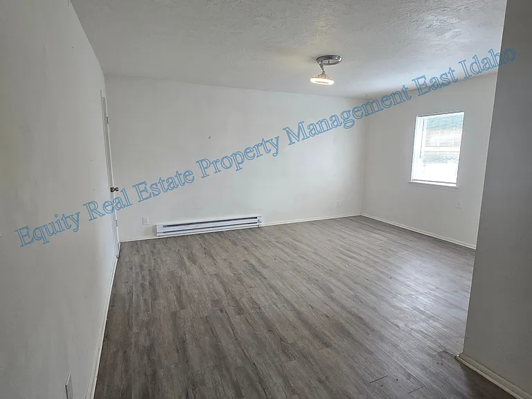 229 S Garfield Ave #3 — Photo 16