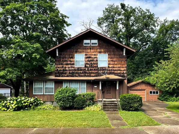 1113 N Summit Blvd, Peoria, IL 61606