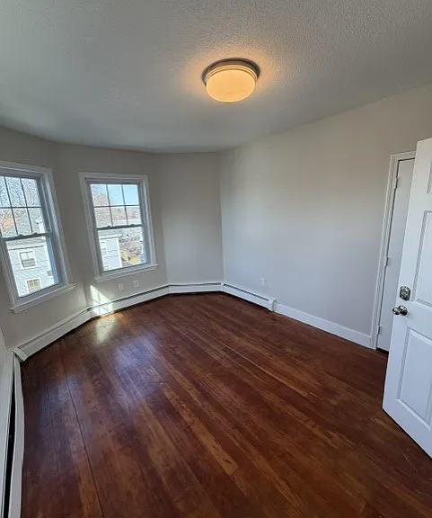 87 Webster St #5 — Photo 10