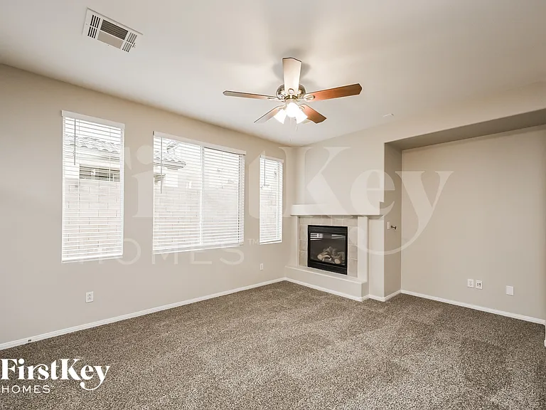 6221 W Levi Ave — Photo 4
