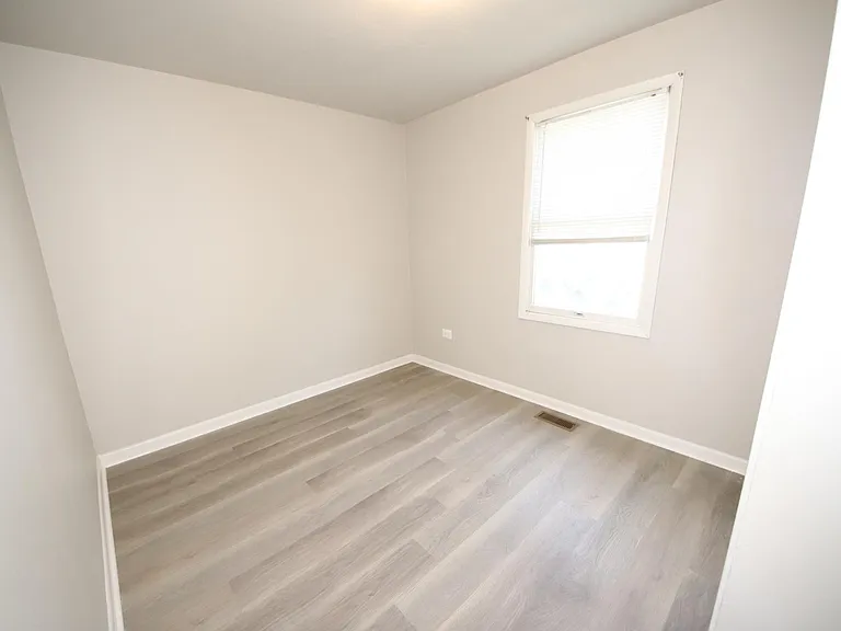 1717 Earhart Rd — Photo 13