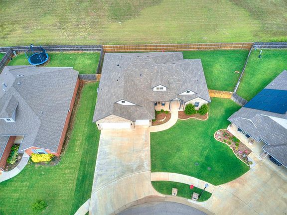 5th image of 1455 Auburn Cir