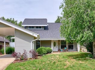425 Great Hill Dr, Ballwin, MO