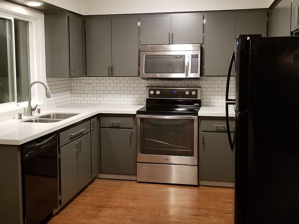 New kitchen with quartz countertops quality appliances