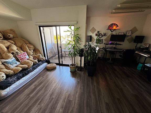5th image of 12708 Caswell Ave APT 4