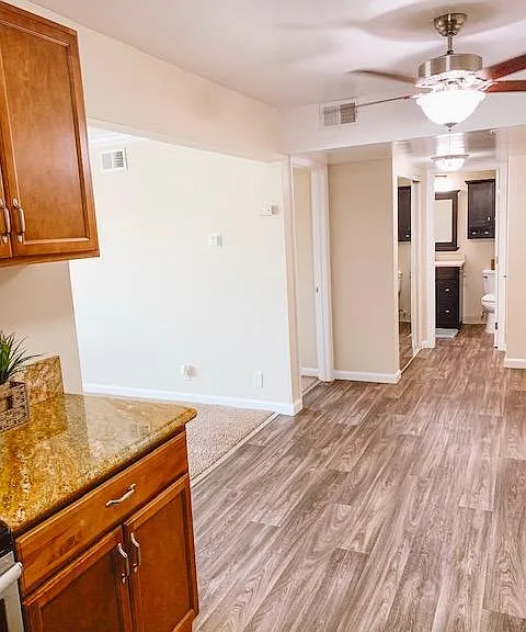 Magnolia Place Apartments — Photo 16