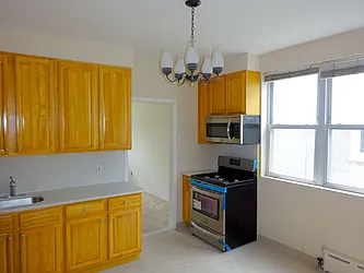 Rented by Amorelli Realty