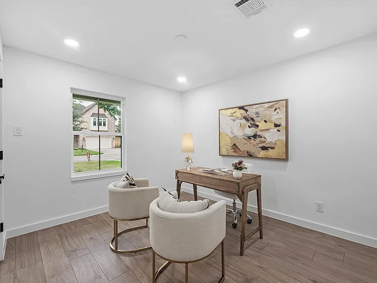 1826 Woodcrest Dr — Photo 17