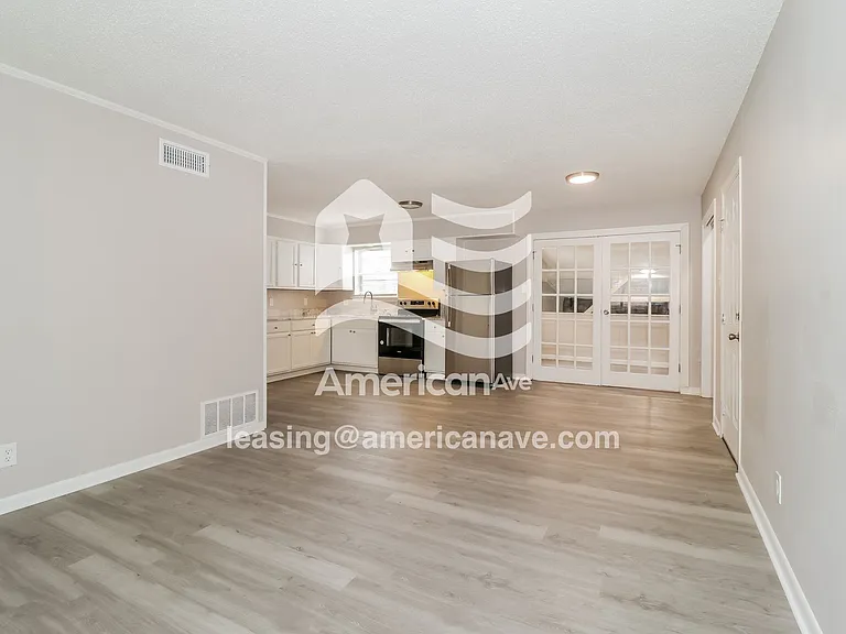 1421058_003_wm_-_living_room_13331866.jpg