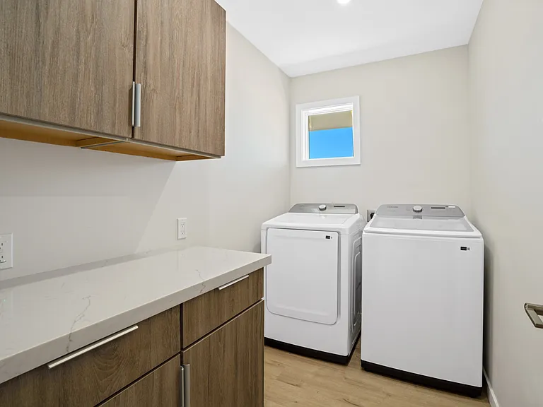 4587 Kukui St #A — Photo 6