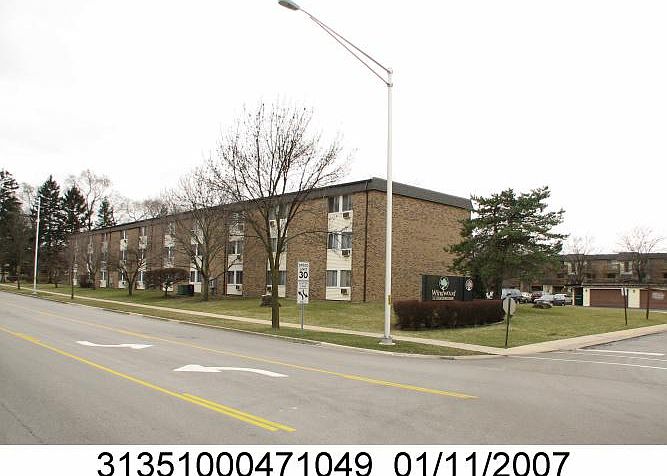 1st image of 22511 Jackson Ct APT 2A