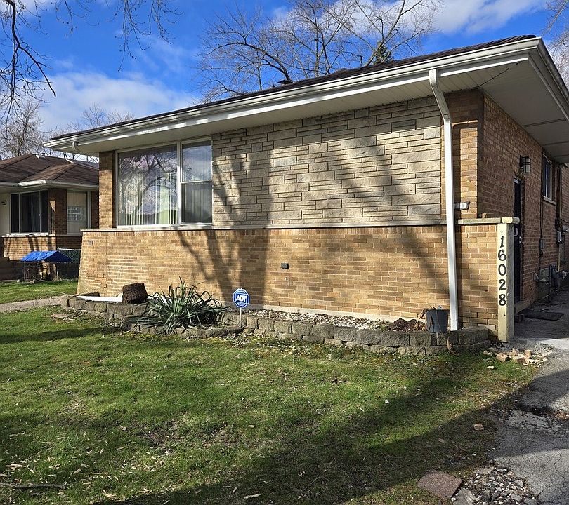 1st image of 16028 Debbie Ln