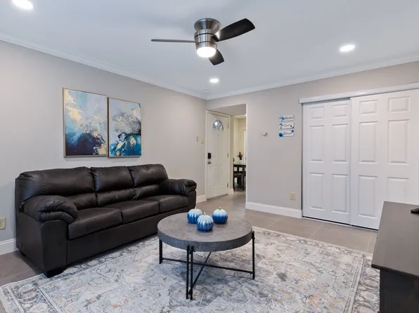 12888 Montfort Dr APT 130, Dallas, TX 75230