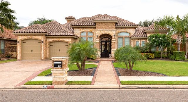 1st image of 2506 Sandstone Dr