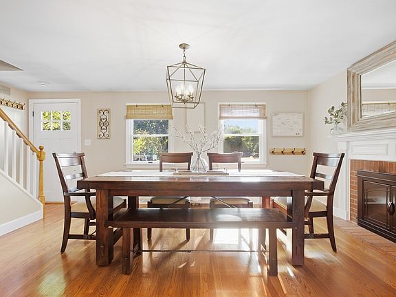 5th image of 27 Pickering St