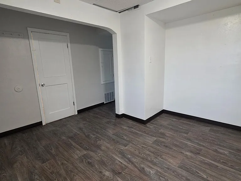 1411 NW Carden Ave #1411 — Photo 15