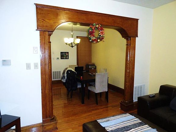 Living to dining room
