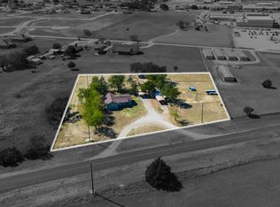 638 Main St, Paradise, TX 76073