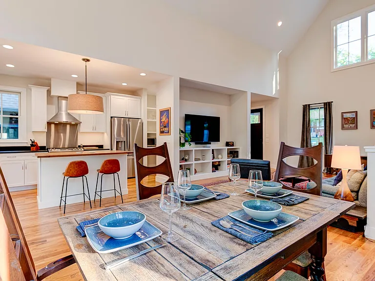 12 Waverly Rd — Photo 14