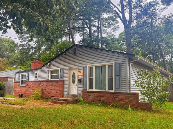 8313 Capeview Ave, Norfolk, VA 23518