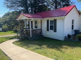 803 Noblin St, Radford, VA 24141