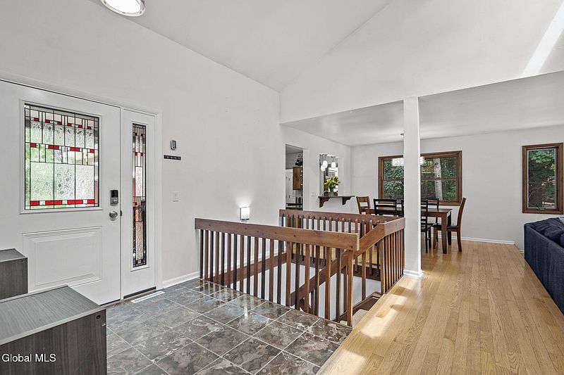 5th image of 438 N Nassau Road