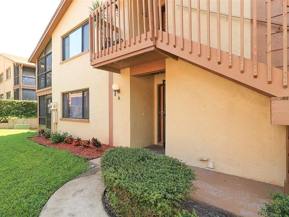 1st image of 12918 Fairway Dr APT A