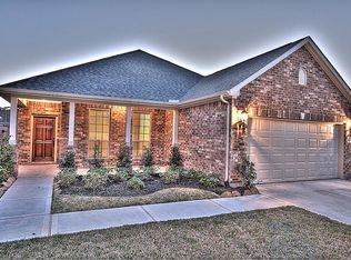 14615 Bending Maple Dr, Houston, TX 77069